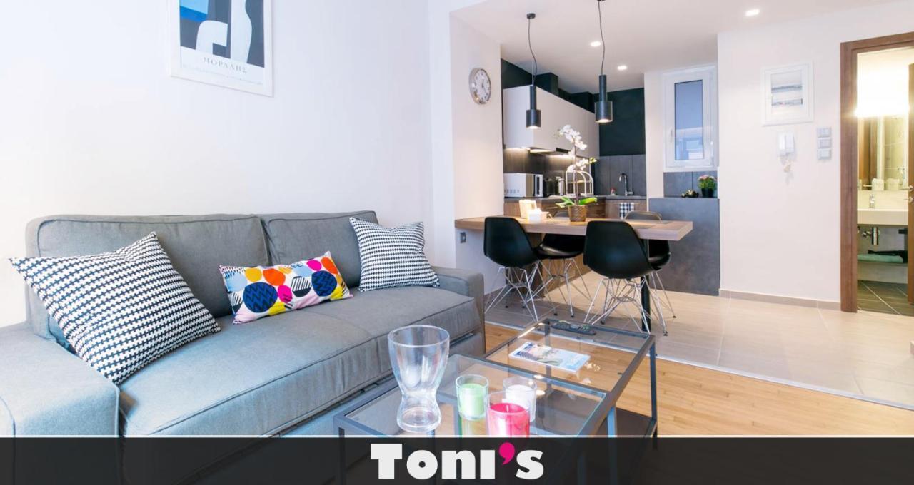 Tonis Le Petit Nicolas 1Bd Apartment In Koukaki! Atenas Exterior foto